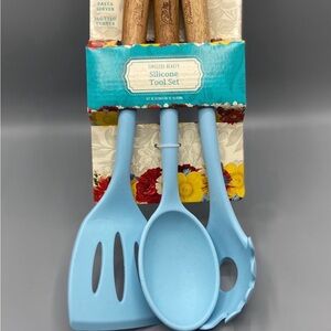 Pioneer Woman 3 Piece Kitchen Tool Set - New in Packaging